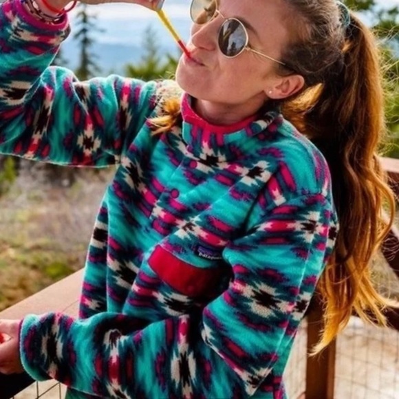 Patagonia Jackets & Blazers - Patagonia Synchilla Wild Desert Aztec Women’s Snap Fleece Pullover Size Medium